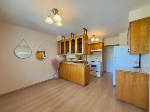 2610 20 Avenue South, Lethbridge, AB 