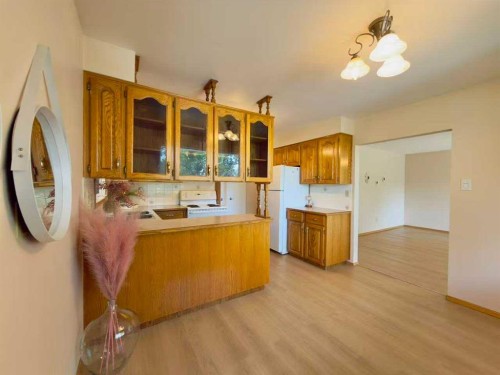 2610 20 Avenue South, Lethbridge, AB 