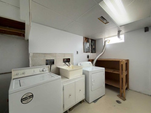 2610 20 Avenue South, Lethbridge, AB 