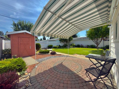 2610 20 Avenue South, Lethbridge, AB 