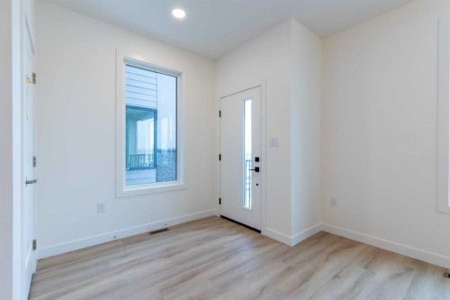 2809 16 Avenue, Coaldale, AB - Indoor Photo Showing Other Room