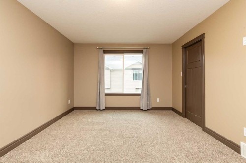 873 Mt Sundance Manor West, Lethbridge, AB - Indoor Photo Showing Other Room