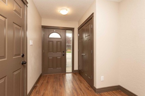 873 Mt Sundance Manor West, Lethbridge, AB - Indoor Photo Showing Other Room