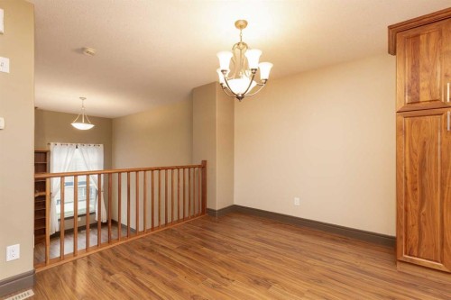 873 Mt Sundance Manor West, Lethbridge, AB - Indoor Photo Showing Other Room
