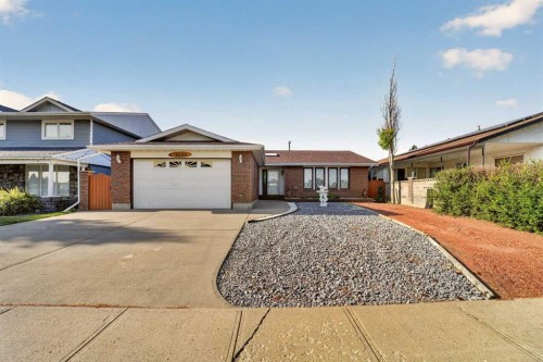 3606 Spruce Drive South, Lethbridge, AB - Outdoor With Facade