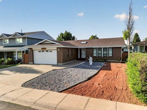 3606 Spruce Drive South, Lethbridge, AB - Outdoor With Facade