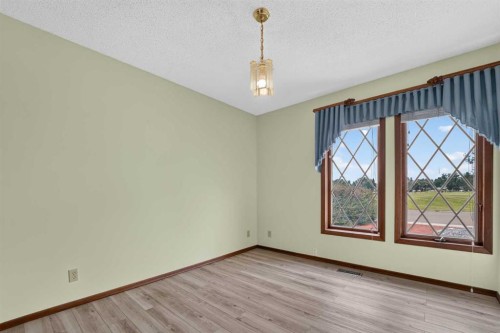 3606 Spruce Drive South, Lethbridge, AB - Indoor Photo Showing Other Room