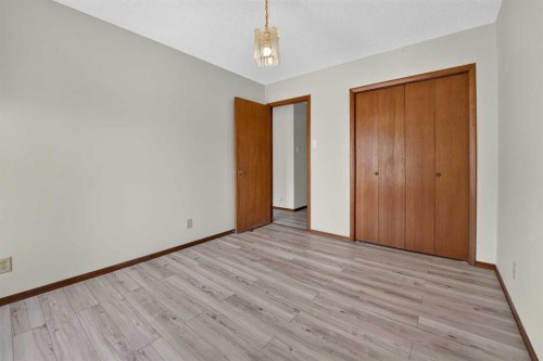 3606 Spruce Drive South, Lethbridge, AB - Indoor Photo Showing Other Room