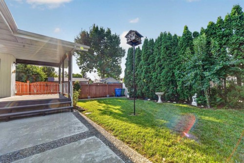 3606 Spruce Drive South, Lethbridge, AB - Outdoor