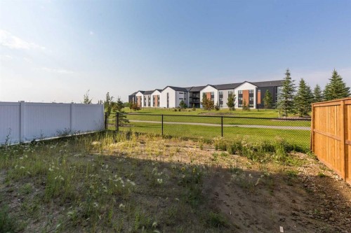 561 Malahat Green West, Lethbridge, AB - Outdoor