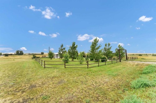 210 Dunbar Avenue West, Bow Island, AB - Outdoor With View
