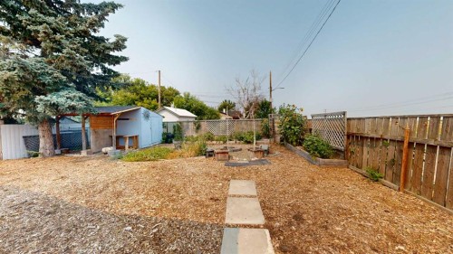 1239 41 Avenue North, Lethbridge, AB - Outdoor