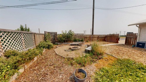 1239 41 Avenue North, Lethbridge, AB - Outdoor