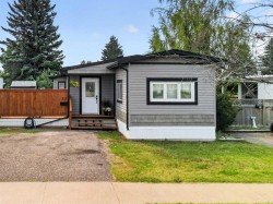 #22-1410 43 Street SOUTHLethbridge, AB T1K 3S5