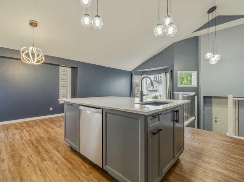 34 Heritage Green West, Lethbridge, AB - Indoor Photo Showing Kitchen