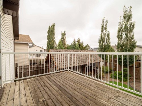 34 Heritage Green West, Lethbridge, AB - Outdoor With Exterior