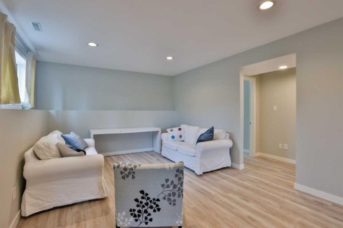 1002 Alice Birch Point North, Lethbridge, AB - Indoor