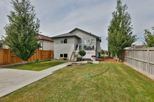 1002 Alice Birch Point North, Lethbridge, AB - Outdoor