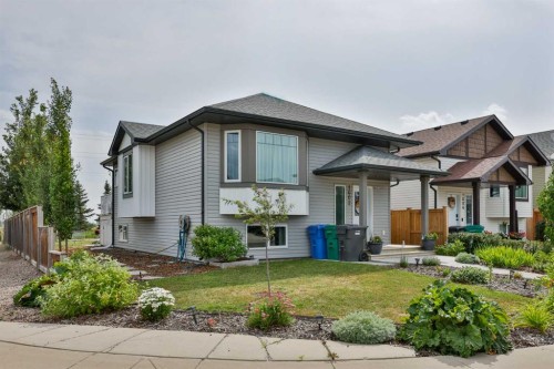 1002 Alice Birch Point North, Lethbridge, AB - Outdoor With Facade