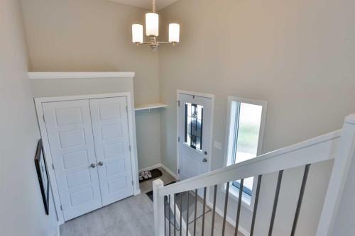 1002 Alice Birch Point North, Lethbridge, AB - Indoor Photo Showing Other Room