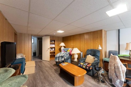 1114 11 Avenue North, Lethbridge, AB - Indoor