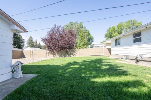 1114 11 Avenue North, Lethbridge, AB - Outdoor