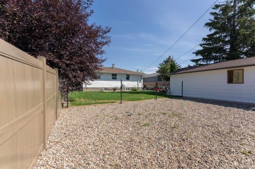1114 11 Avenue North, Lethbridge, AB - Outdoor