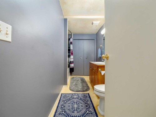 5723 54 St, Taber, AB - Indoor Photo Showing Other Room