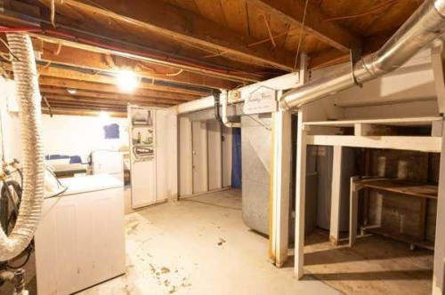 5304 56, Taber, AB - Indoor Photo Showing Basement