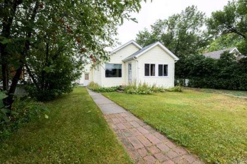 5304 56, Taber, AB - Outdoor