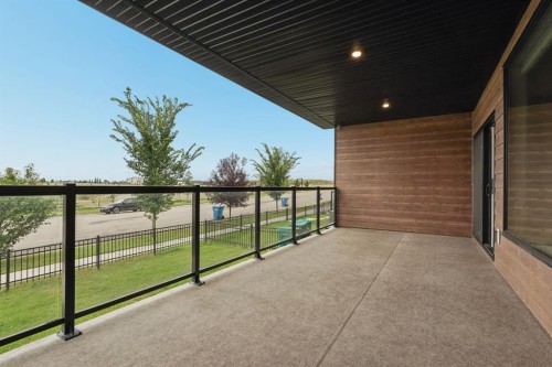 304 Grassland Boulevard West, Lethbridge, AB - Outdoor With Exterior