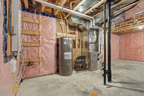 304 Grassland Boulevard West, Lethbridge, AB - Indoor Photo Showing Basement