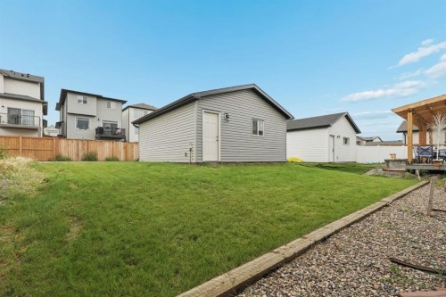 304 Grassland Boulevard West, Lethbridge, AB - Outdoor