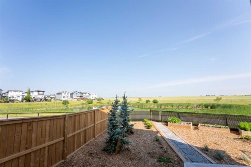 244 Blackwolf Place North, Lethbridge, AB - Outdoor