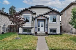 178 Silkstone Road WESTLethbridge, AB T1J 4C5