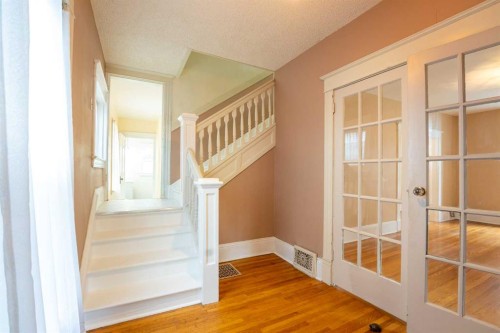 287 7A Avenue South, Lethbridge, AB - Indoor Photo Showing Other Room