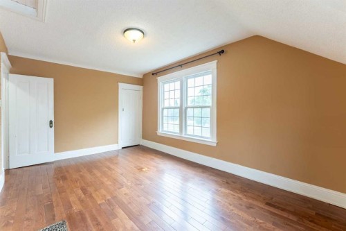 287 7A Avenue South, Lethbridge, AB - Indoor Photo Showing Other Room