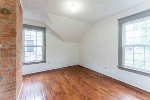 287 7A Avenue South, Lethbridge, AB - Indoor Photo Showing Other Room