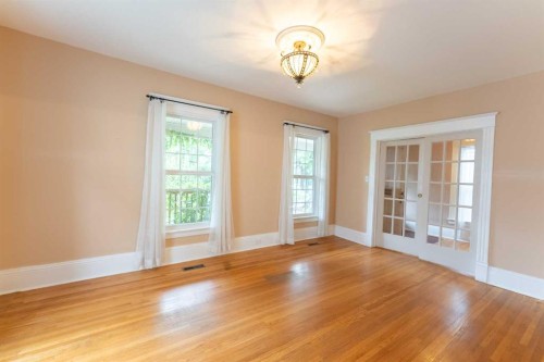 287 7A Avenue South, Lethbridge, AB - Indoor Photo Showing Other Room