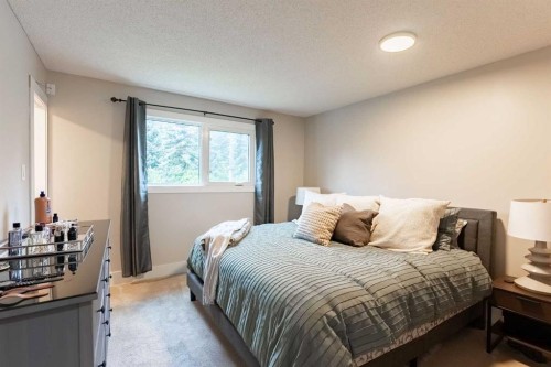 2802 77 Street, Coleman, AB - Indoor Photo Showing Bedroom