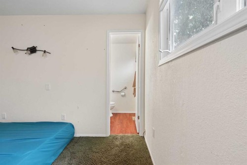 40 N 200 E, Raymond, AB - Indoor