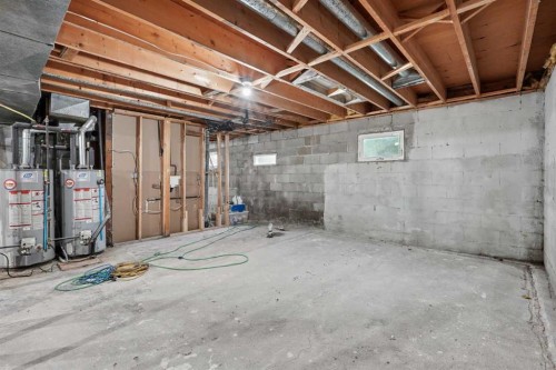 40 N 200 E, Raymond, AB - Indoor Photo Showing Basement