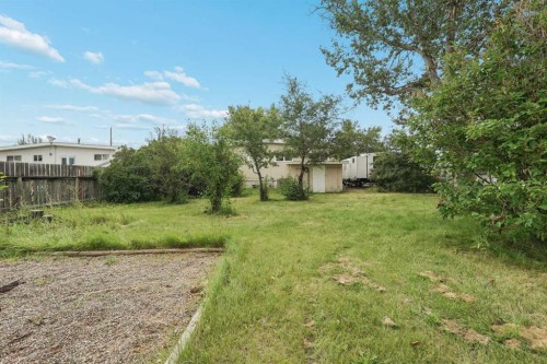 40 N 200 E, Raymond, AB - Outdoor