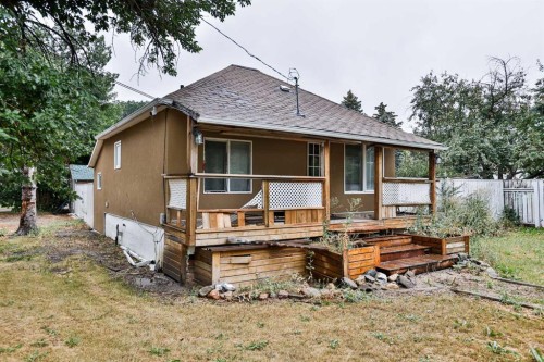 105 Broadway S, Raymond, AB - Outdoor With Deck Patio Veranda
