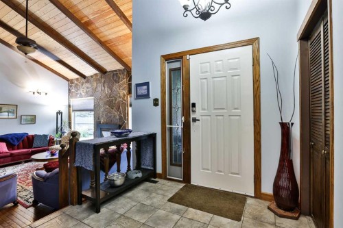 3802 Oak Drive South, Lethbridge, AB - Indoor Photo Showing Other Room