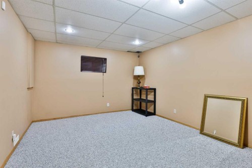 3802 Oak Drive South, Lethbridge, AB - Indoor