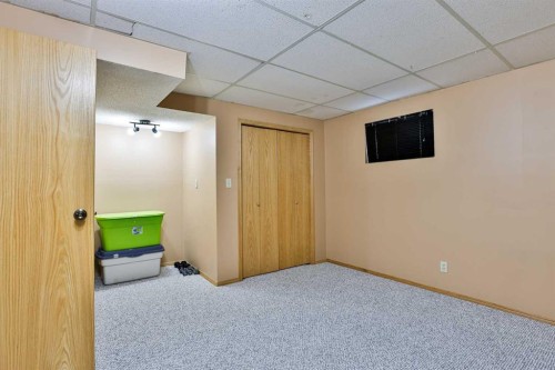 3802 Oak Drive South, Lethbridge, AB - Indoor Photo Showing Other Room