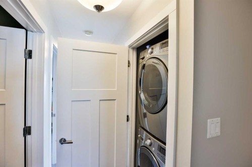 630 Moonlight Lane West, Lethbridge, AB - Indoor Photo Showing Laundry Room