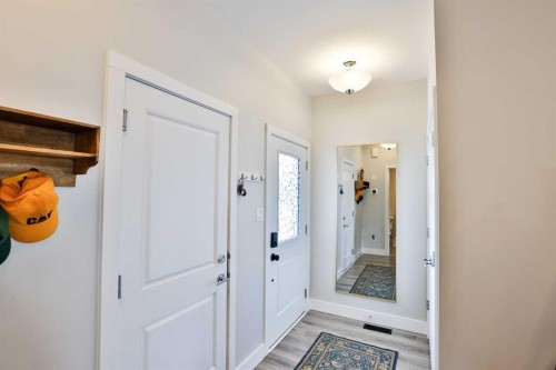 630 Moonlight Lane West, Lethbridge, AB - Indoor Photo Showing Other Room