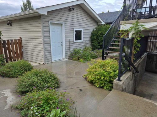 45 Sunridge Boulevard West, Lethbridge, AB - Outdoor